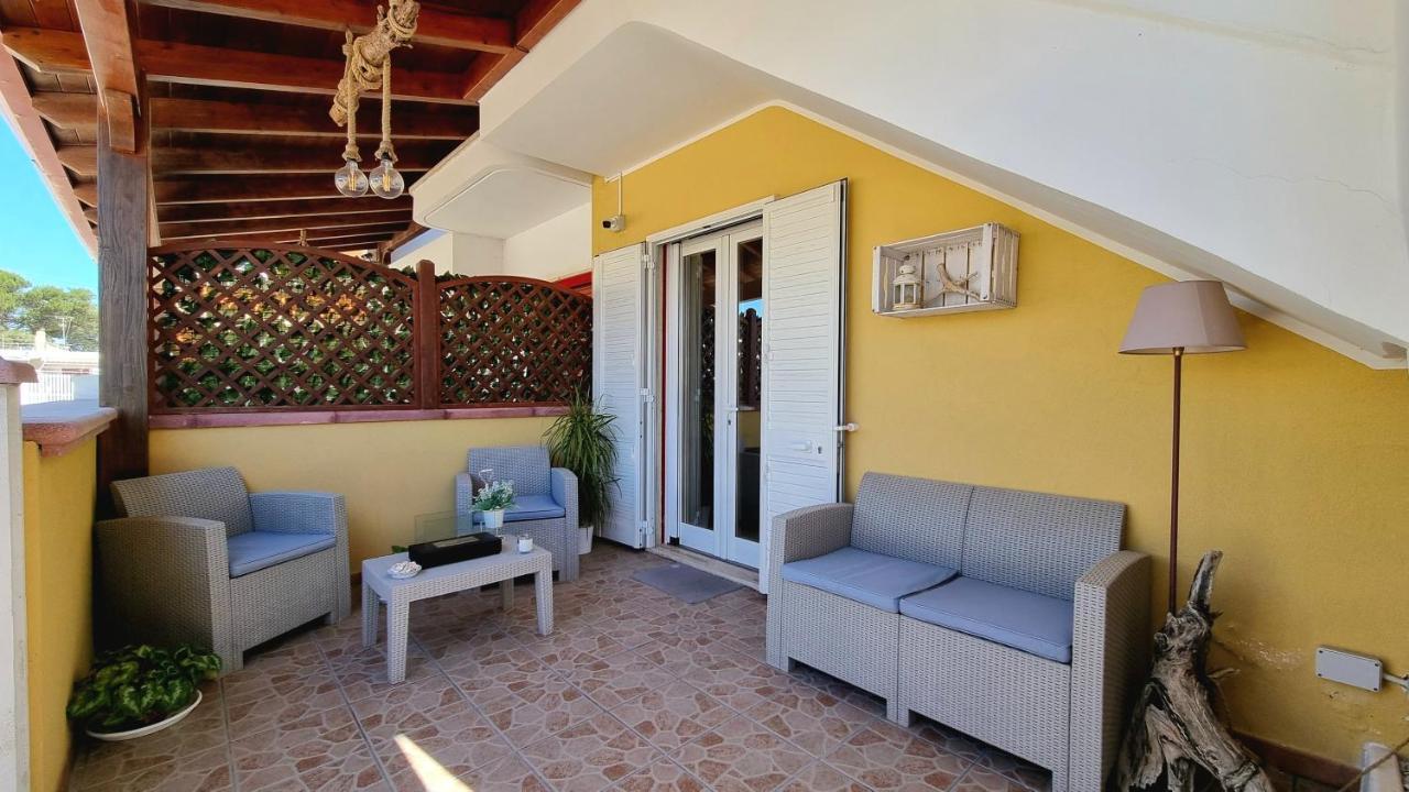 La Terrazza Dei Nonni Apartment Torre Specchia Ruggeri Exterior photo